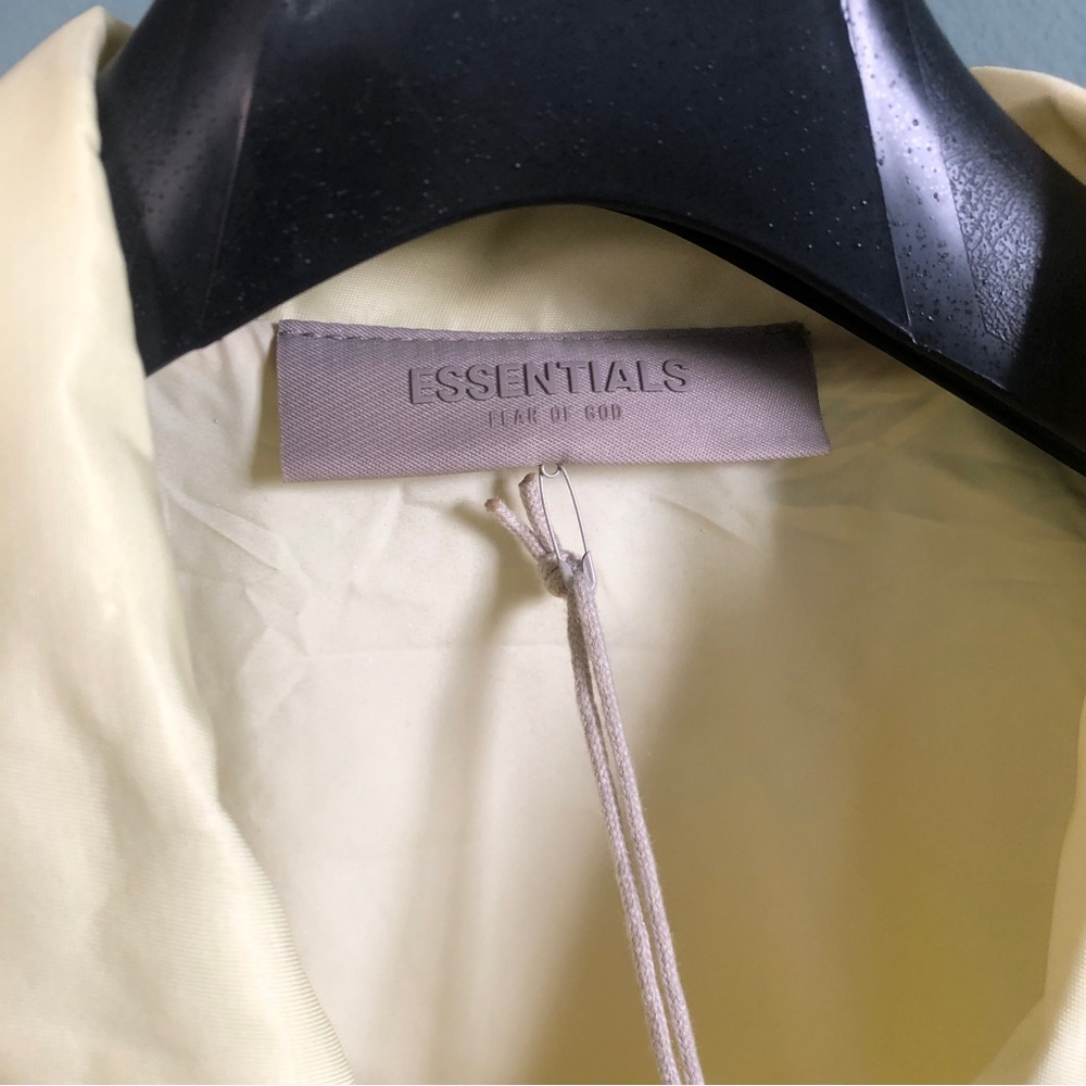 NWT fear of god ESSENTIALS canary jacket unisex s oversize fit - Picture 6 of 8